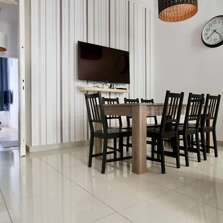 Premium Apartment By Hi5-Vaci Str. 3 Bedroom 布达佩斯 外观 照片